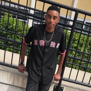 Meet your Posher, Tyler